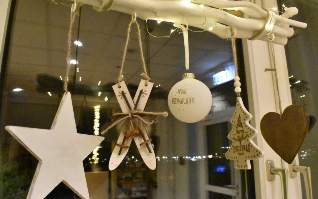WEIHNACHTEN UND SILVESTER